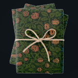 Feuille De Papier Cadeau Vintage Christmas, William Morris<br><div class="desc">Un super élégant papier d'emballage vintage William Morris Noël. Motif violet et colonne. Éloignez-vous de la foule avec ce design unique.</div>