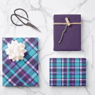 Feuille De Papier Cadeau Violets, sarcelles, carreaux bleus et blancs