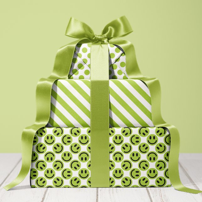 Feuille De Papier Cadeau Visage Heureux Vert Rayures et Points (Créateur téléchargé)