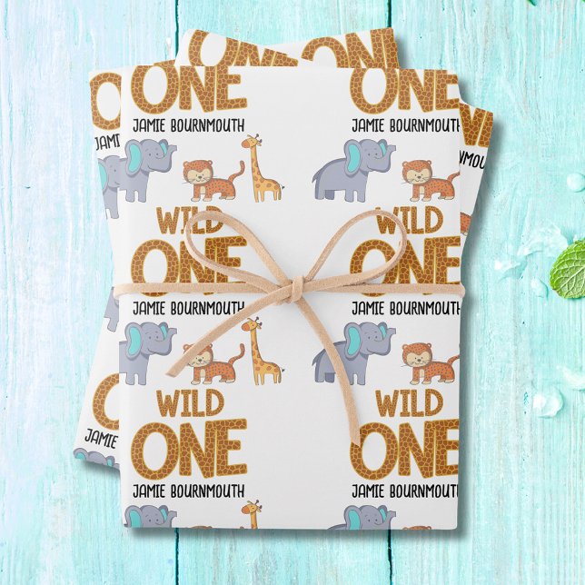 Feuille De Papier Cadeau Wild One Safari Theme Boys 1er Anniversaire (Wild one 1st birthday jungle safari wrapping paper.)