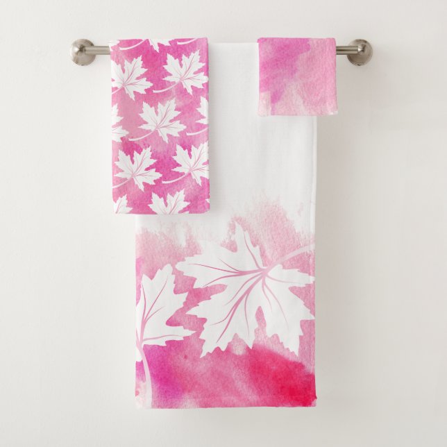 Feuille d'érable rose lavis à l'aquarelle et monog (En situation)