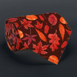 Feuilles d'automne cravate aquarelle<br><div class="desc">Aquarelle design motif avec feuilles d'automne rouge sur un arrière - plan foncé.</div>