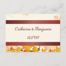 Feuilles d'automne dorées avec mariage rouge RSVP
