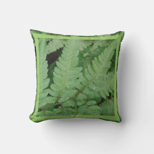 feuilles de fougères, coussin vert presque solide (Recto)