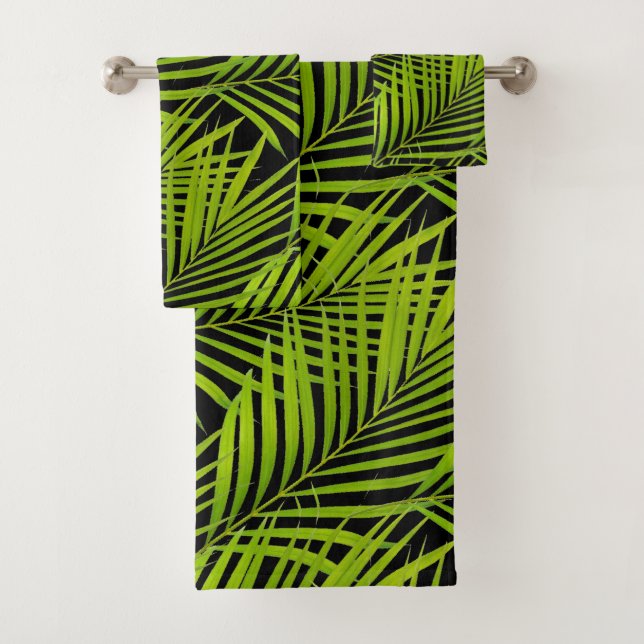 Feuilles de palmier vertes botaniques simples sur  (En situation)
