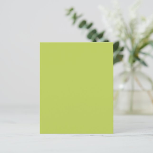 Feuilles de papier chartreuse tendre à la mode (Debout devant)
