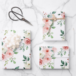 Feuilles de papier d'emballage rose aquarelle