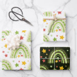 Feuilles papier d'emballage Rainbow Christmas<br><div class="desc">Je suis fier de tous mes designs, Si vous avez des questions, si vous voulez des modifications personnalisées à la conception, ou si vous voulez des éléments de coordination pour correspondre et avoir besoin de moi pour le créer, s'il vous plaît contacter Megan avec Emma Sue Bow-tique directement à megan@emmasuebowtique.com....</div>