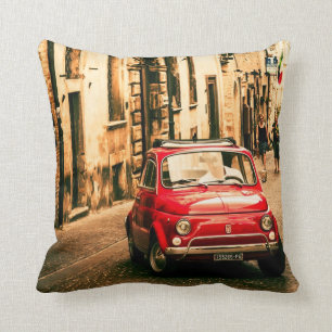 Fiat rouge 500 en Italie, coussin classique de
