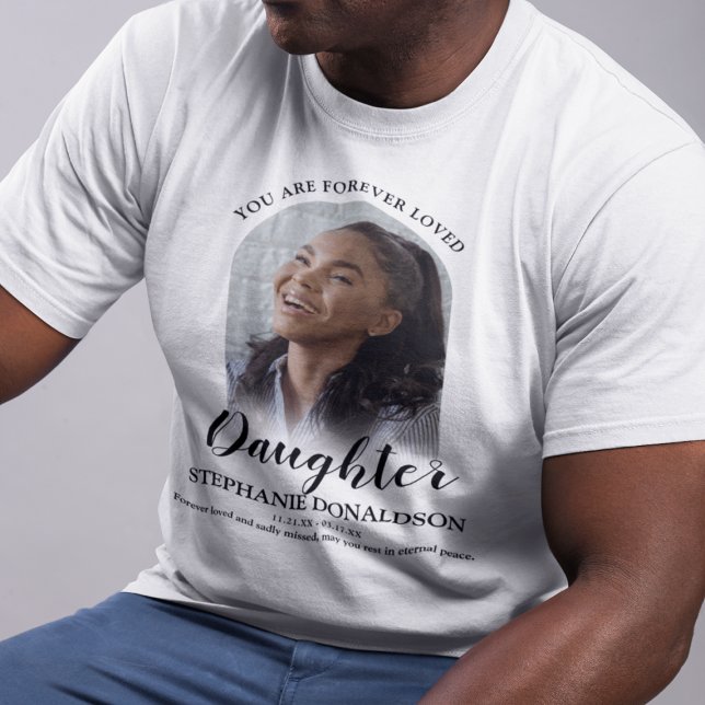 Fille aimée pour toujours | Photo Mémorial T-Shirt (Créateur téléchargé)