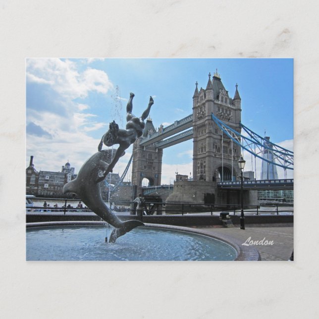 Fille avec une carte postale Dolphin et Tower Brid (Devant)