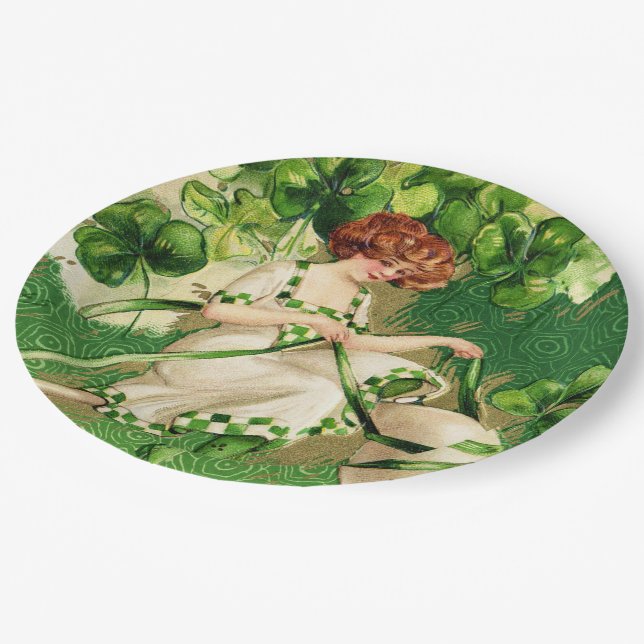 Fille de la Saint-Patrick assiette en carton (Angle)