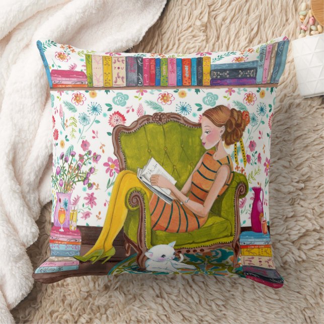 Fille lisant avec chat | Coussin de jet en coton (Couverture)