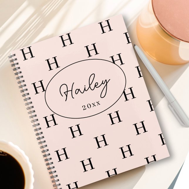 Fille Monogramme Motif Calligraphie Nom Blush Pink (Créateur téléchargé)