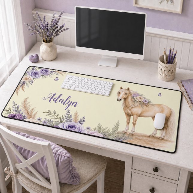 Fille Rose Jaune Violet Cheval Monogramme (Créateur téléchargé)