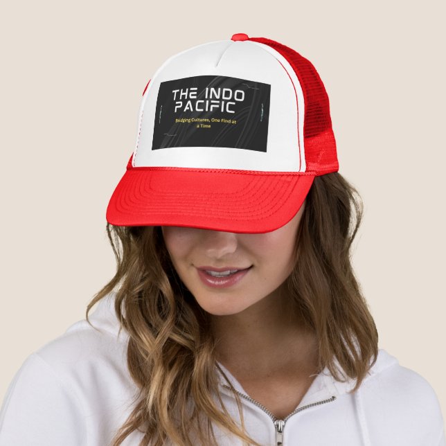 FILLES CASQUETTE L'INDO PACIFIQUE (En situation)