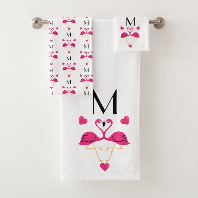 Flamant rose rose et Motif de coeur (En situation)