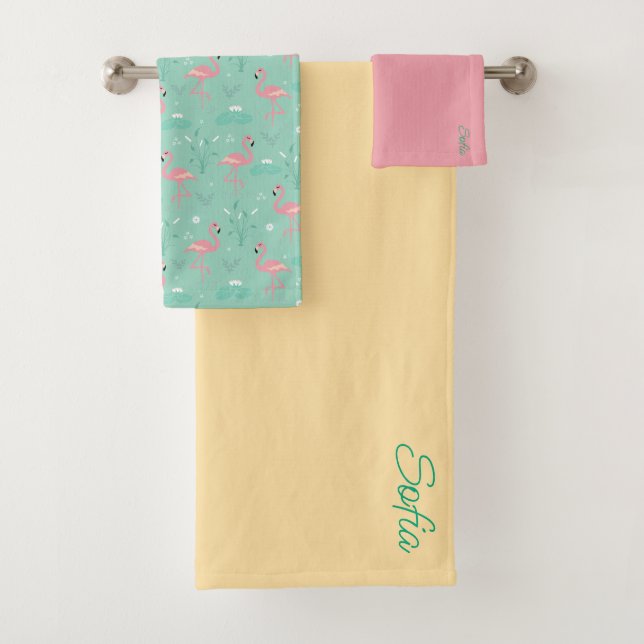 Flamant rose rose mignon jaune motif turquoise (En situation)