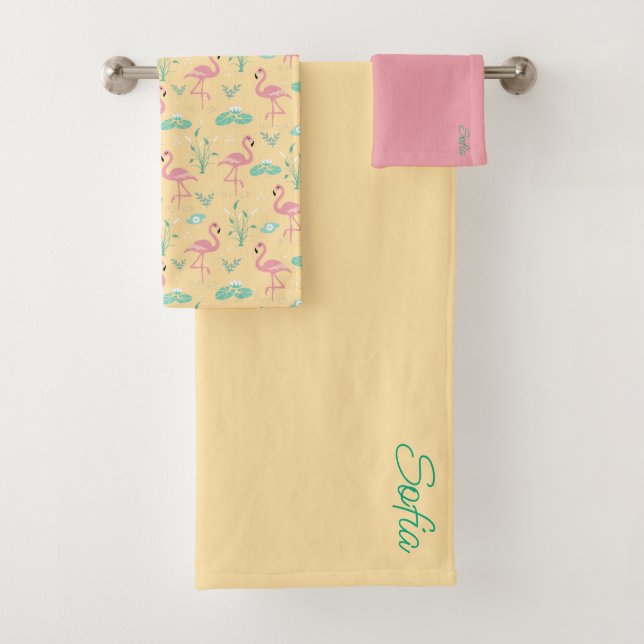Flamant rose rose mignon motif jaune (En situation)