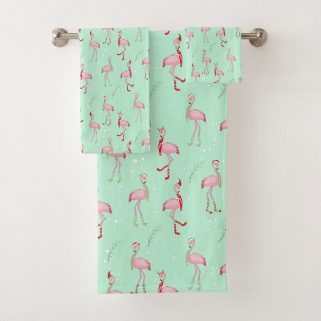 Flamingo rose mignon dans foulard et chaussettes d (En situation)