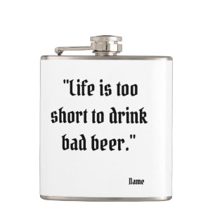 Flasque à alcool avec citation drôle sur la bière