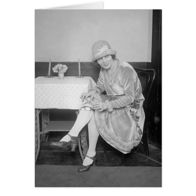Flasque caché dans la jarretière, 1926 (Devant)