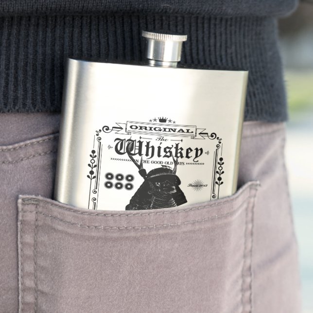 Flasque FLASK_Sanada Yukimura (Black ver.) (En situation)