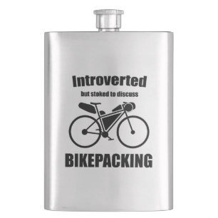 Flasque Introverted Mais Stocker À Discuter De Bikepacking