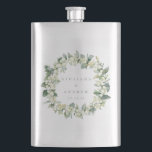 Flasque Mariage personnalisé Snowberry & Eucalyptus Wreath<br><div class="desc">Une fiole de hip élégante et personnalisée pour les célébrations/faveurs/conservsakes mariages. Doté de baies de neige peintes à la main et d'eucalyptus disposés en une belle couronne botanique. Tout le texte est entièrement modifiable de sorte que vous pouvez facilement modifier le message et modifier le style/la couleur/la taille/le placement de...</div>