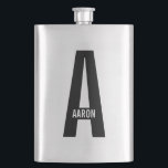 Flasque Monogramme et nom personnalisés gras modernes<br><div class="desc">Conception de monogramme moderne avec lettre de monogramme personnalisée "A" et nom dans un style de police sans empattement gras moderne.

Cadeau parfait pour lui,  cadeau de fête des pères,  cadeau de garçon d'honneur et plus encore.</div>