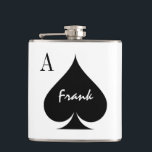 Flasques Ace personnalisé de pique-nique jouant carte de co<br><div class="desc">L'As personnalisé de pique boit de la fiole. Un anniversaire amusant ou une idée cadeau mariage pour les joueurs de poker. Couleurs sombres masculines. Conception de costume de carte de jeu noir et gris. Faites la sienne pour papa,  père,  mari,  marié,  frère,  petit ami,  oncle,  etc.</div>