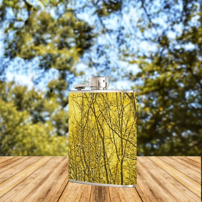 Flasques Agilité forestière (A refreshing drink, in the sun and Trees, is what this Forest Aglow Hip Flask, brings to its design!)