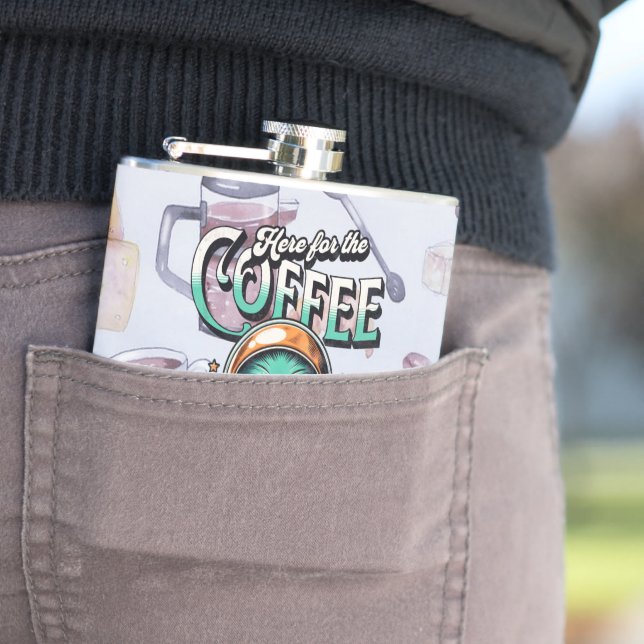 Flasques Alien ici pour le café (En situation)