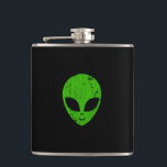 Flasques alien vert tête pour science-fiction extraterrestr<br><div class="desc">alien tête verte de science-fiction visage sourire extraterrestre grunge</div>