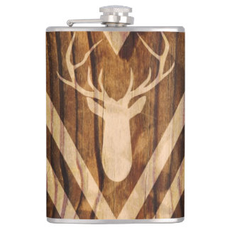 Flasques Cerfs communs de Boho sur le bois rustique