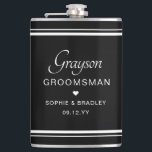 Flasques Groomsman Personnalisé Mariage Party<br><div class="desc">Groomsman Custom Personnalisé Nom de mariage Flamme de fête présente le nom du marié avec les noms du couple nuptial et la date mariage accentuée d'un petit coeur d'amour. Sur mesure pour le toiletteur. Conçu par ©2024 Evco Studio www.zazzle.com/store/evcostudio</div>