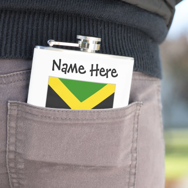 Flasques Jamaïque et drapeau jamaïcain avec votre nom (En situation)