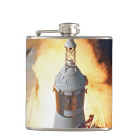 Lancement de la fusée pour l'alunissage d'Apollo 1