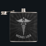 Flasques Le symbole Médicale argenté a personnalisé des<br><div class="desc">Les spécialités Médicales de caducée frais ont personnalisé le flacon enveloppé par vinyle. Grand pour des cadeaux pour des médecins et des infirmières ou envoyez comme cadeau d'obtention du diplôme, cadeau de mariage aussi bien. Pour changer le texte, employez l'option de personnalisation. Pour un texte plus étendu change comme des...</div>