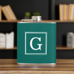 Flasques Monogramme encadré vert de forêt<br><div class="desc">Premier monogramme moderne et tendance.</div>