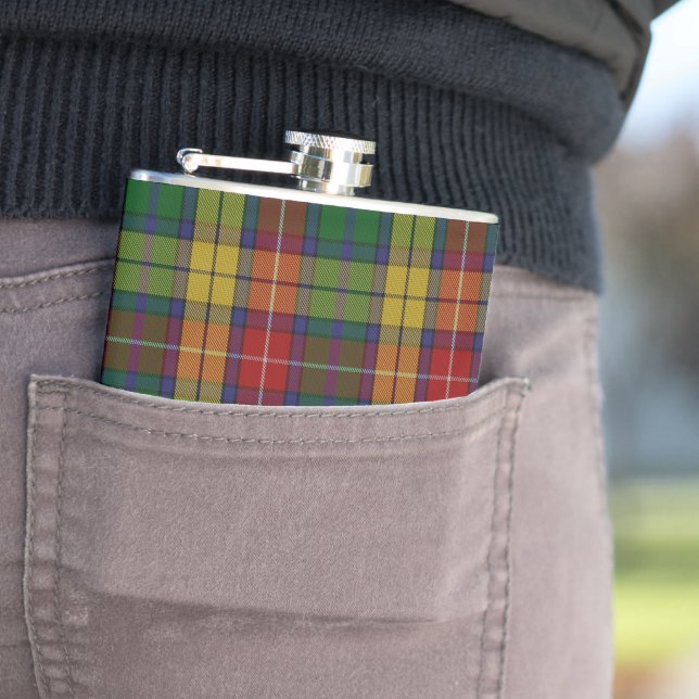 Flasques Motif Plaid Buchanan Clan Tartan (En situation)
