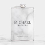 Flasques Nom du Groomsman Personnalisé Classique<br><div class="desc">Cadeaux Groomsman personnalisés classiques avec nom, titre et date mariage personnalisés en style serif classique gris sur arrière - plan en marbre blanc. Aussi parfait pour Best Man, Père de la Mariée et plus. Remarque : Les détails du marbre sont simulés dans l'oeuvre. Il n'y aura pas de marbre sur...</div>