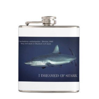 Flasques Requin gris de récif dans Yap Micronésie Mug de ca
