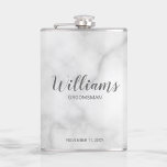 Flasques Script moderne Salons personnalisés<br><div class="desc">Script moderne Flacon de Groomsmen personnalisées avec nom de marionnettiste personnalisé en gris style de police de script moderne avec titre et date mariage dans style de police sans serif moderne sur arrière - plan de marbre blanc. Aussi parfait pour Père de la Mariée, Meilleur homme et plus. Remarque :...</div>