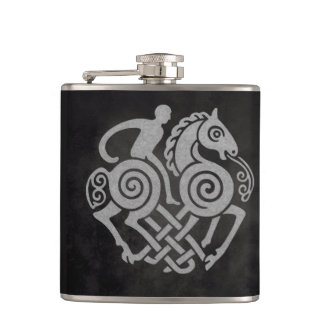 Flasques Sleipnir et Odin Symbole Mythologie Nordique Desig