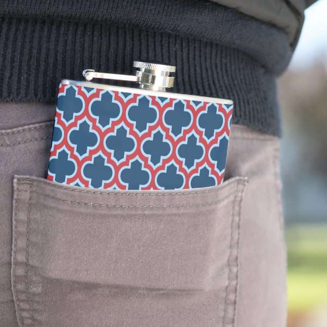 Flasques Trellis marocain bleu et rouge, treillis, Quatrefo (En situation)