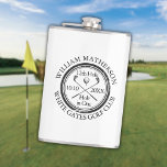 Flasques Trou en un classique Golf personnalisé<br><div class="desc">Avec un effet de timbre vieilli design rétro classique. Personnalisez le nom,  le numéro du trou de localisation et la date pour créer un grand gardien de golf pour célébrer ce trou fantastique en un. Conçu par Thisisnotme©</div>
