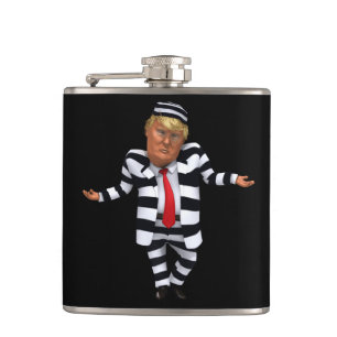 Flasques Trump en prison porte un ballon