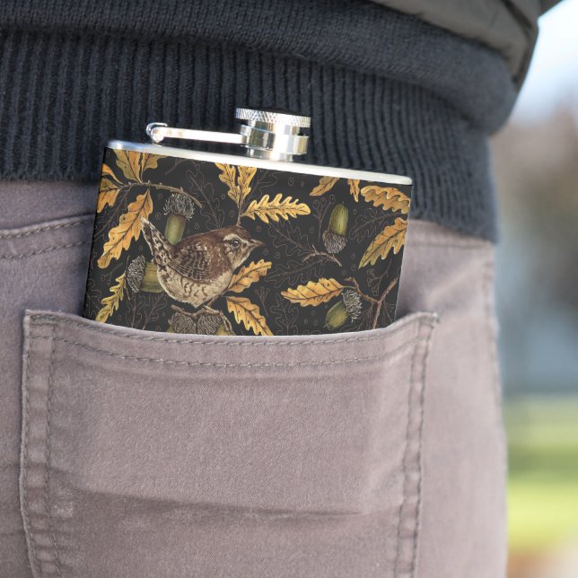 Flasques Wrens et cors sur noir (En situation)