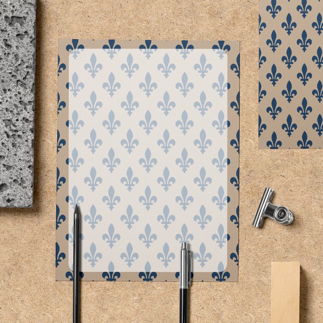 Fleur de Lis Motif, Français, Royal, Bleu marine (Créateur téléchargé)